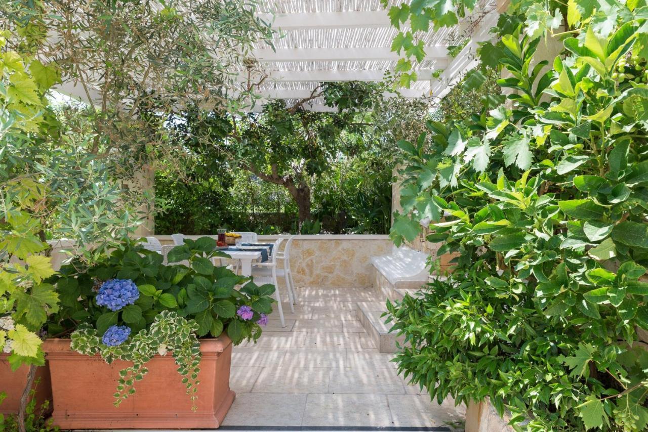 Appartamento Gardenia In Villa Mariella Ostuni Exterior foto